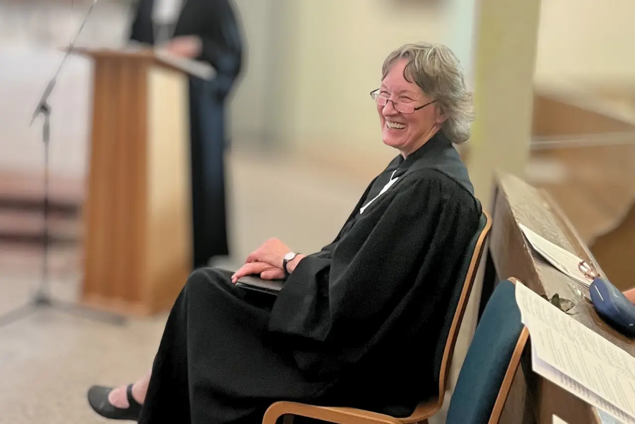 Pfarrerin Reinhild Magirius während des Festgottesdienstes zu 550 Jahre Kirche Komptendorf in diesem Jahr